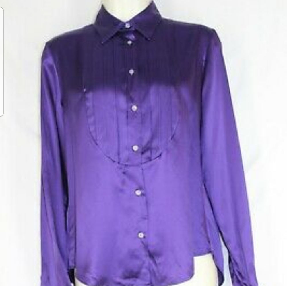 Gorgeous Ralph Lauren blouse